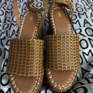 Zara Women's Brown Woven Espadrilles